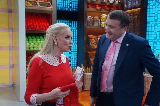 Большая иллюстрация к новости «Андрей Бобровский на Первом канале: кулинарный поединок четы Кобзон» Большая иллюстрация к новости «Андрей Бобровский на Первом канале: кулинарный поединок четы Кобзон»