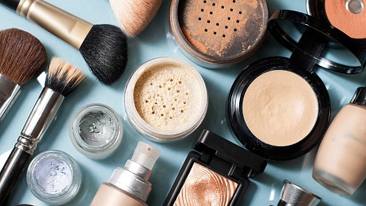 Большая иллюстрация к новости «Алёна Черноокова — эксперт журнала «Всё для женщины»: хайлайтер и консилер — одно и то же?» Большая иллюстрация к новости «Алёна Черноокова — эксперт журнала «Всё для женщины»: хайлайтер и консилер — одно и то же?»